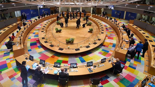 Hlavní zasedací místnost na červencovém summitu EU