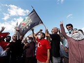 Lidé oslavují 10. ervence 2020 rozhodnutí Erdogana pemnit chrám Hagia Sofia...