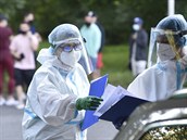 Počet případů covidu-19 v Česku přesáhl od začátku pandemie 17 tisíc, během úterý zatím přibylo 106 nakažených