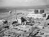 Letecký snímek reaktoru v Hanfordu z ervna roku 1944.