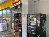 Konopné automaty jsou souástí supermarket teba v Rakousku i Polsku.