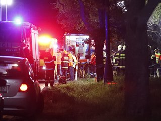 Záchranáři u nehody vlaků na okraji Č.Brodu ošetřili 35 lidí, z toho 4 jsou...