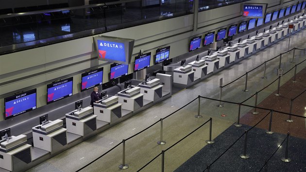 Americká letecká spolenost Delta Air Lines má za druhé tvrtletí kvli dopadm...