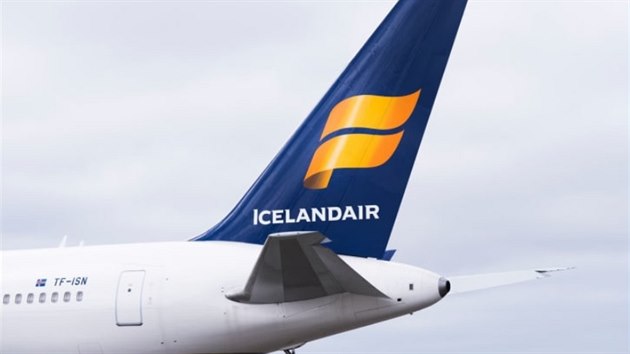 Letecká spolenost Icelandair propoutí kompletní palubní personál.