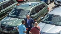 Ředitel Škoda Auto Luboš Vlček hovoří s reportérem 28. července 2020 v Mladé...
