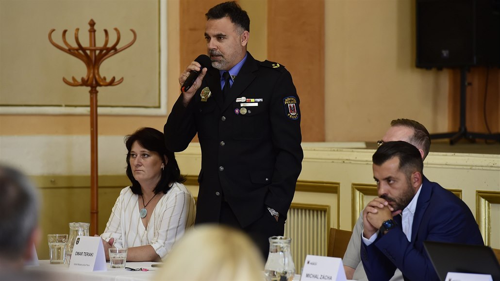 Ředitel přerovské městské policie Omar Teriaki hovoří 22. července 2020 v...