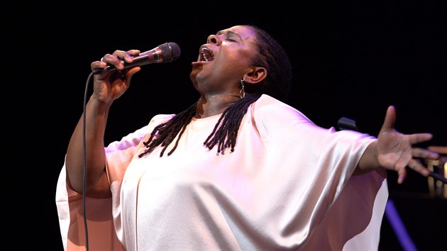 Ruthie Foster