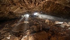 Výzkumníci v jeskyni v oblasti Zacatecas.