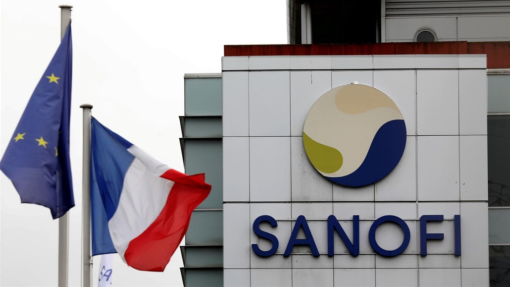 Logo francouzské spolenosti Sanofi, která vakcínu proti covidu-19 vyvíjí.