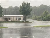 Blíící se hurikán Isaias, Severní Karolína.