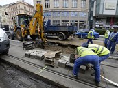 V Jené ulici v centru Prahy prasklo 4. srpna 2020 vodovodní potrubí. Kvli...
