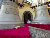Do Prahy byly 7. srpna pivezeny tyi zvony urené pro kostely sv. Hatala a...