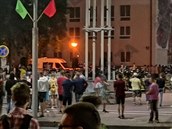 Lidé v Blorusku vyli po prezidentských volbách demonstrovat do ulic.