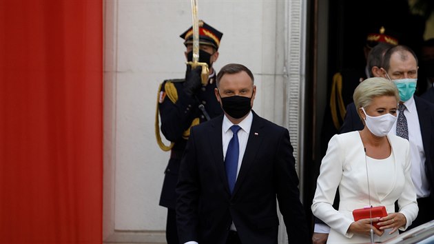 Znovuzvolený prezident Andrzej Duda během ceremoniálu složil prezidentský slib.