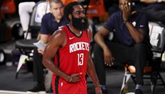 Harden 49 body táhl Houston k výh�e nad Dallasem v p�est�elce