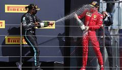 Lewis Hamilton ovládl Velkou cenu Británie