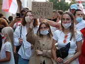 Lidé ve Varav protestují proti výsledkm prezidentských voleb v Blorusku.