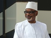 Prezident Mali Ibrahim Boubacar Keita odstoupil ve stedu ze své funkce.