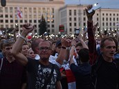 Demonstrace na Námstí nezávislosti, Minsk.
