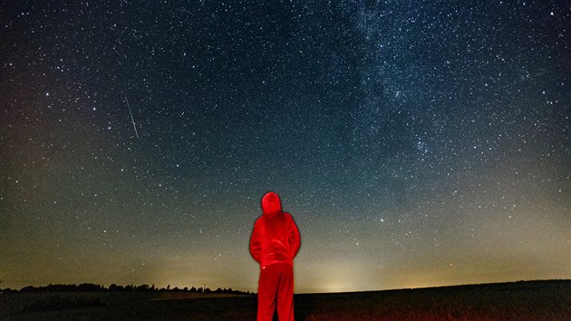 Noc ze st�edy na �tvrtek byla podle Astronomick�ho �stavu Akademie v�d �R pro jejich vyhl�en� nejlep��, meteory v�ak budou �etn� i ze �tvrtka na p�tek.