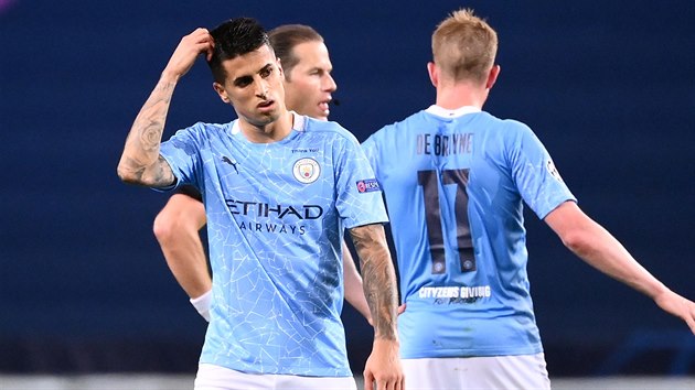 Manchester City v Lize mistr koní, dál postupuje Lyon