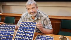 Podle odborník� nelze �íci, zda 92 zlatých mincí o hmotnosti 325,88 gram� a...