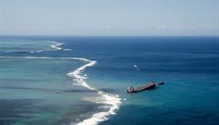 Mauricius zadržel kapitána ztroskotané japonské nákladní lodi, která způsobila ekologickou katastrofu