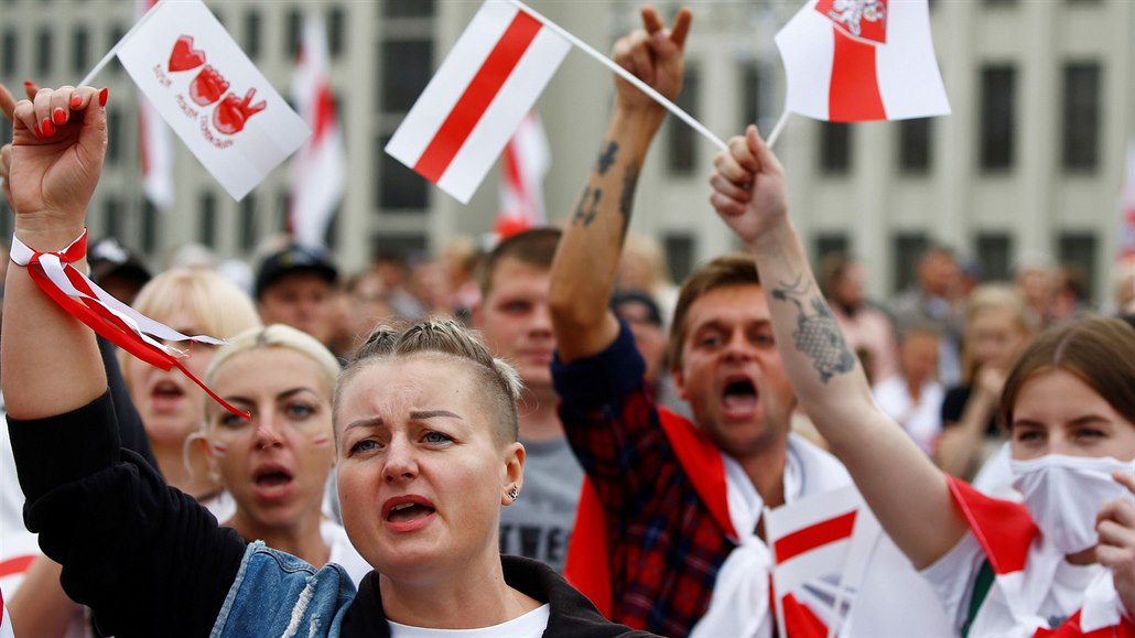 Blorusové na demonstraci poadují odstoupení Lukaenka.