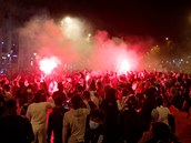 Pi nepokojích v Paíi po finále Ligy mistr bylo zateno 148 fanouk.