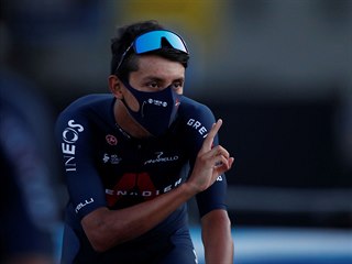 Kolumbijec Egan Bernal na ceremonilu ke startu Tour de France 2020.