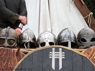 Vikingsk helmy.