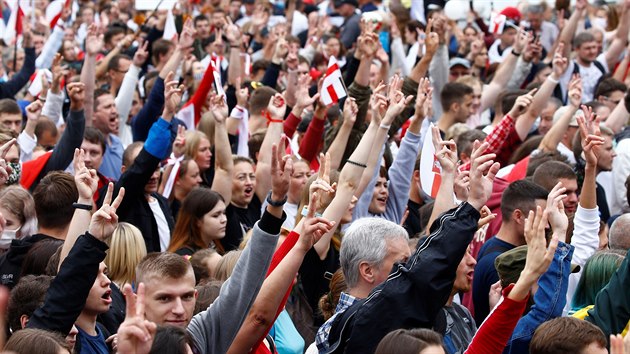 Blorusové na demonstraci poadují odstoupení Lukaenka.