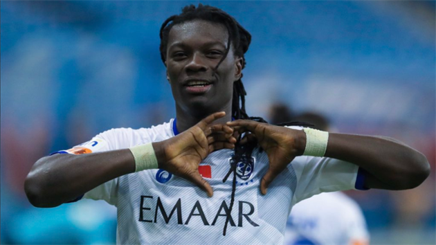 Bafétimbi Gomis zase vydsil spoluhráe