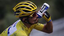 Julian Alaphilippe si udržel žlutý trikot pro lídra Tour de France i po třetí...
