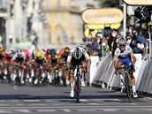 Druhou etapu Tour de France ovládl Julian Alaphilippe.