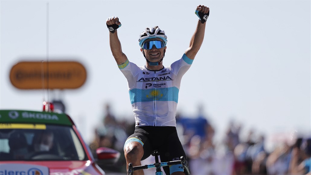 Alexey Lutsenko ovládl po úniku estou etapu Tour de France.