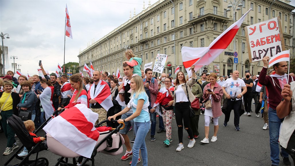 V Blorusku opt protestovaly desítky tisíc lidí.