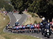 Momentka z devatenácté etapy Tour de France.
