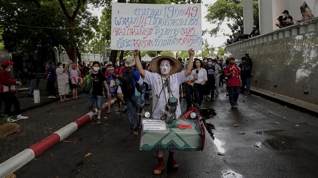 V thajském hlavním mst Bangkoku 19. 9. 2020 zaala velká protivládní...