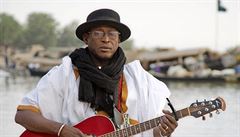 Mír pro Mali. Kytarista Afel Bocoum.
