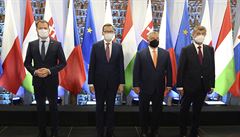 Líd�i V4 (zleva): Igor Matovic (Slovensko), Mateusz Morawiecki (Polsko), ,...