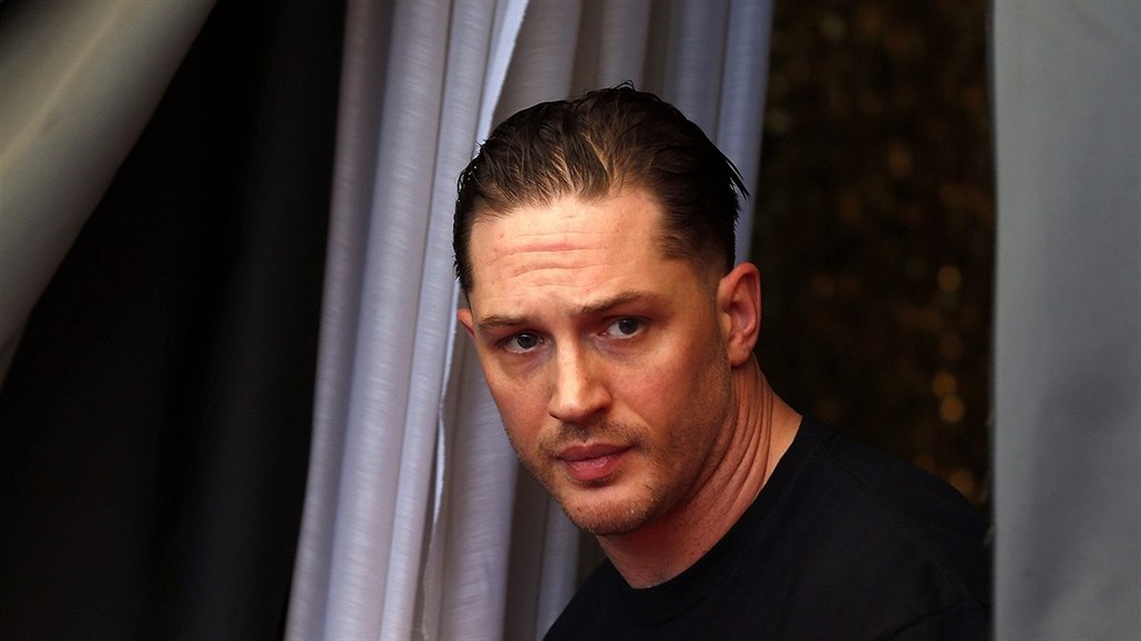 Britský herec Tom Hardy.