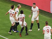 Sevilla slaví gól do sít Bayernu v bitv o Superpohár