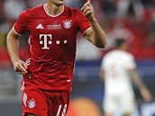 Leon Goretzka z Bayernu slaví gól