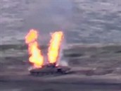 Ázerbájdánský tank v plamenech.