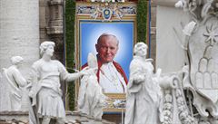 Papeov Jan Pavel II. a Jan XXIII. byli svatoeeni, Vatikn zaplnily davy lid