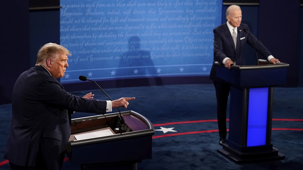 Záběry z první předvolební debaty mezi Trumpem a Bidenem