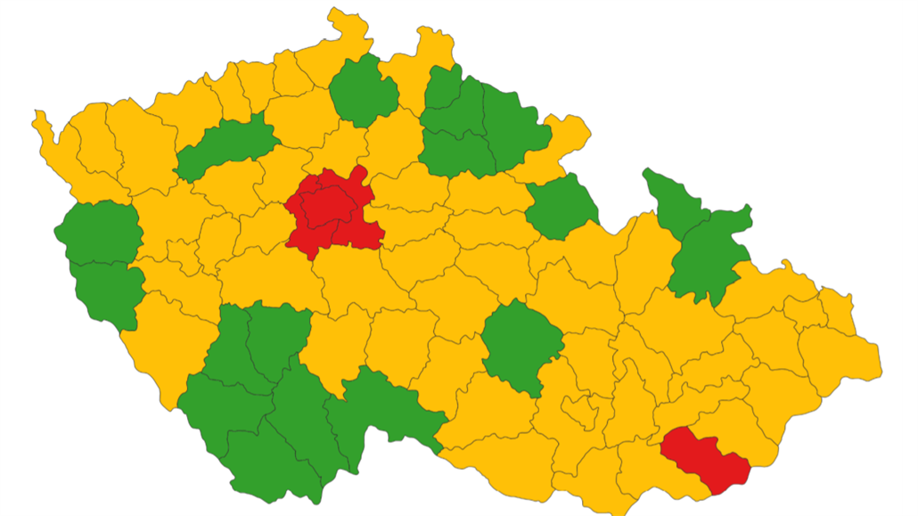 Aktuální mapa eské republiky s tím, jak jsou zasaeny okresy koronavirem.