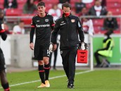Patrik Schick vstelil v dresu Leverkusenu branku, poté ale musel kvli zranní...