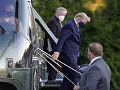 Americký prezident Donald Trump dorazil do vojenské nemocnice Waltera Reeda.